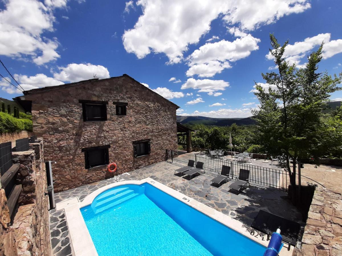 Y El Huerto Del Abuelo Casa rural Almiruete