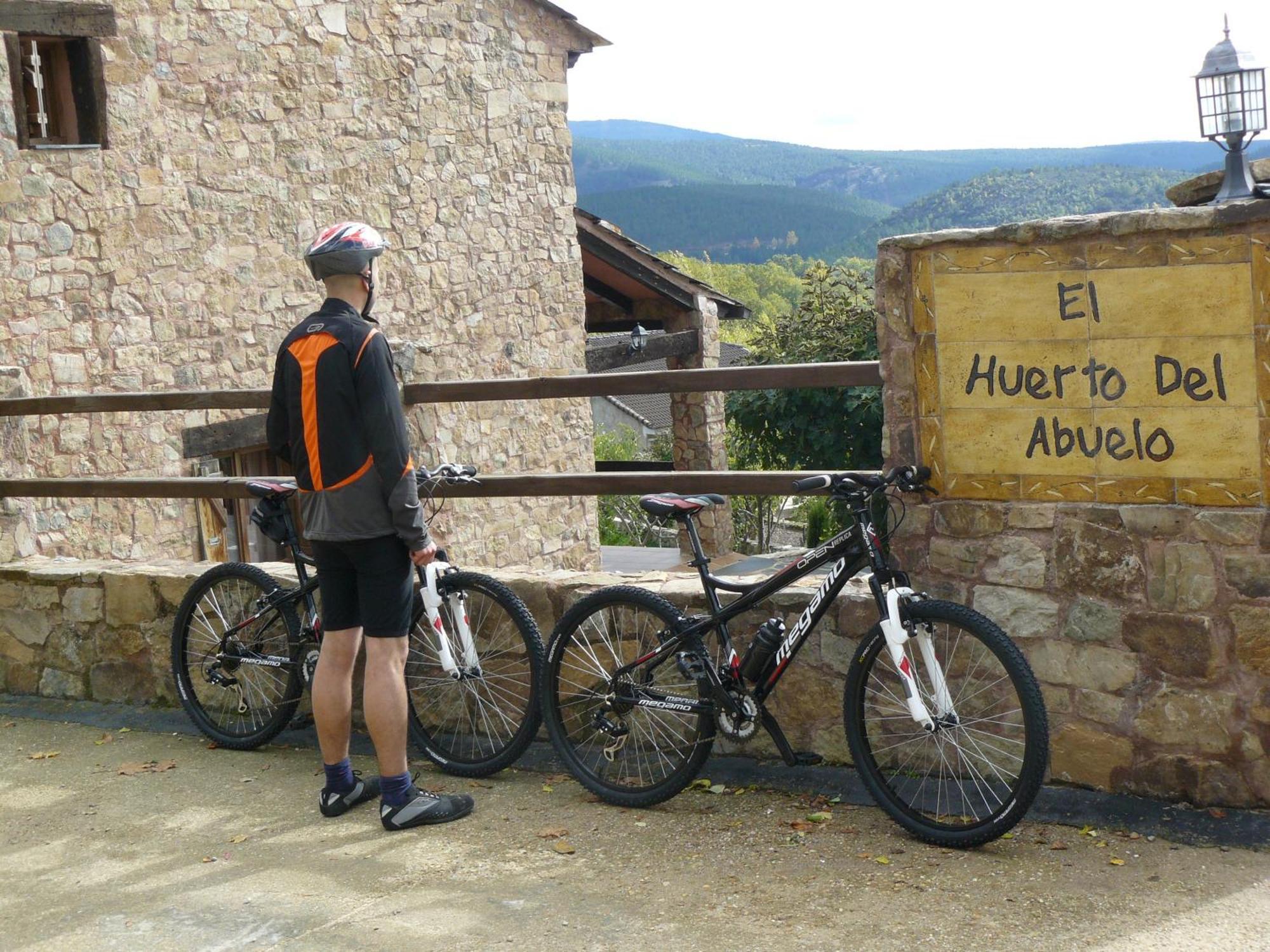 Casa rural Y El Huerto Del Abuelo Almiruete